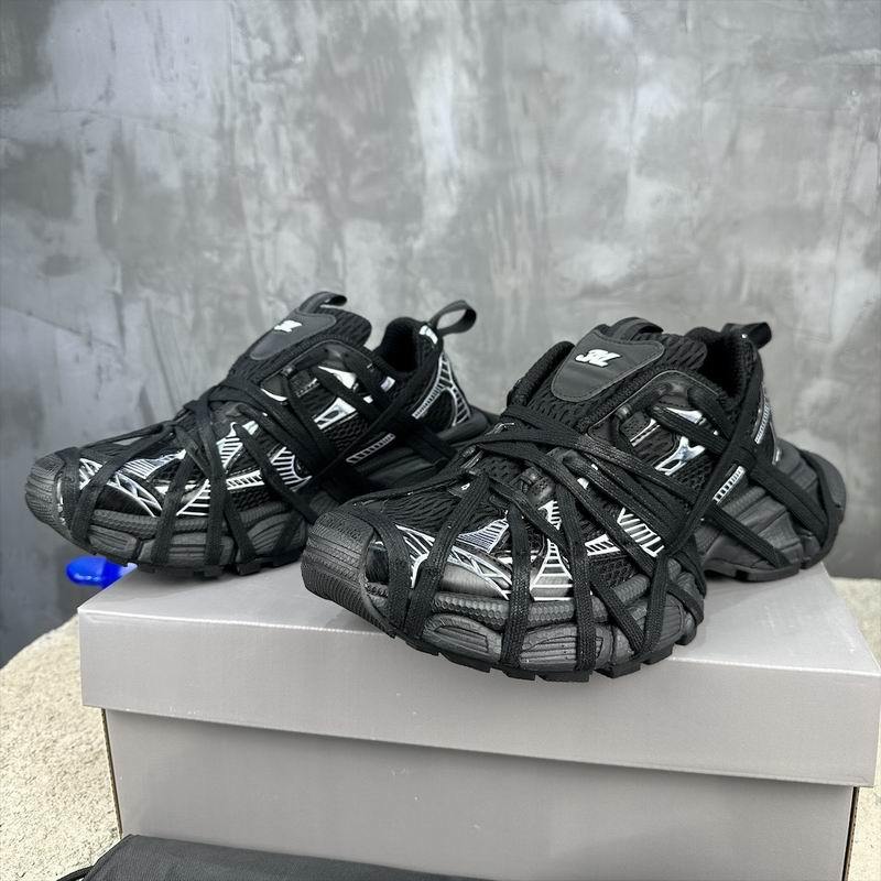 Balenciaga Men's Shoes 244